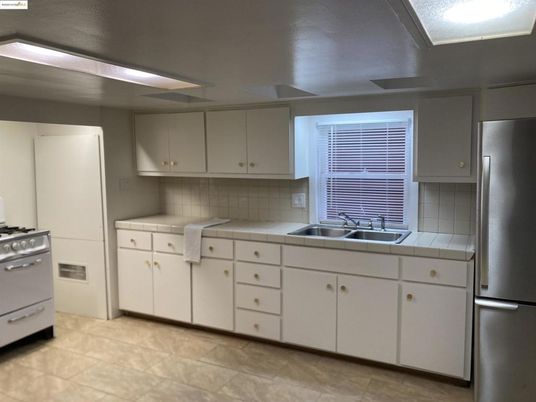 Interior, Kitchen, Tile Countertops