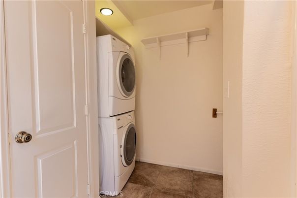 Interior, Recessed Lighting, Utility Closets, Washer
