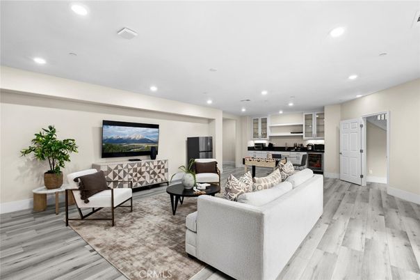 Interior, Kitchen, Living room, Recessed Lighting, Wood Texture Flooring