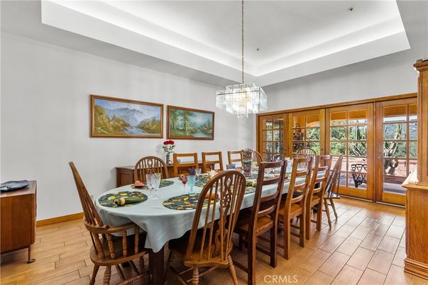 Chandelier, Dining room, Interior, Pendant Lights, Wood Texture Flooring