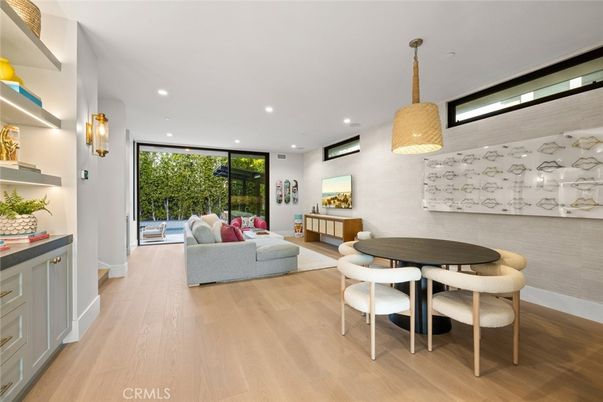 Dining room, Interior, Living room, Pendant Lights, Recessed Lighting, Wood Texture Flooring