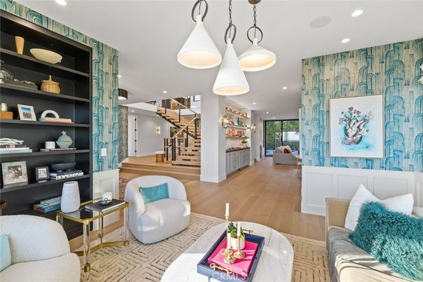 Interior, Living room, Pendant Lights, Recessed Lighting, Wood Texture Flooring