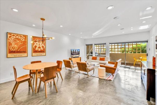 Dining room, Interior, Living room, Marble, Pendant Lights, Recessed Lighting