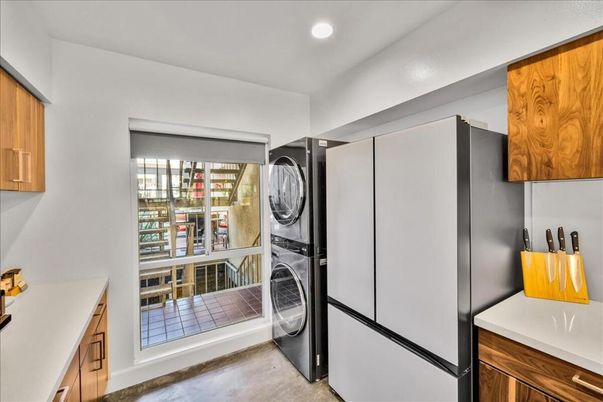 Interior, Recessed Lighting, Utility Closets, Washer