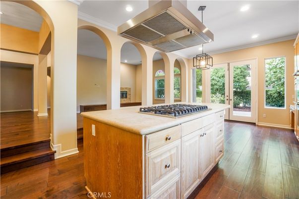 Interior, Kitchen, Pendant Lights, Recessed Lighting, Wood Texture Flooring
