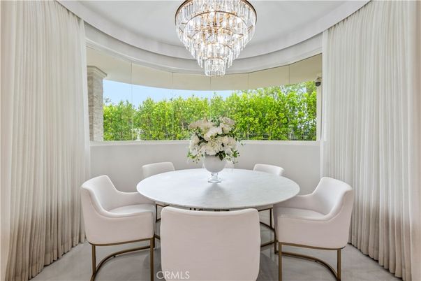 Chandelier, Dining room, Interior
