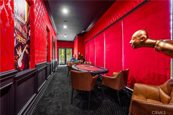 Game Room, Interior, Recessed Lighting