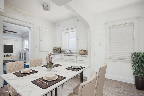 Dining room, Interior