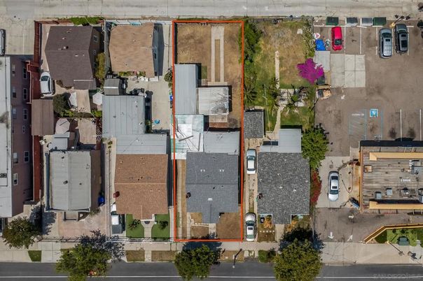 Exterior, Drone