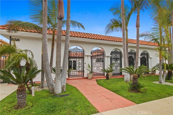 Exterior, Facade, Spanish Mediterranean