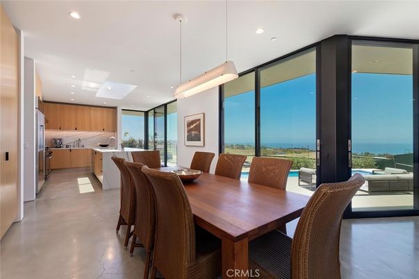 Dining room, Interior, Kitchen, Pendant Lights, Recessed Lighting, Water