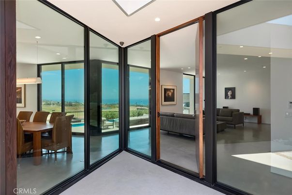 Interior, Pendant Lights, Recessed Lighting, Water