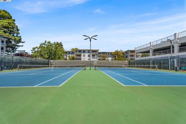 Exterior, Tennis Courts
