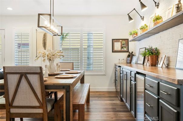 Dining room, Interior, Pendant Lights, Recessed Lighting, Stone Walls, Wood Texture Flooring