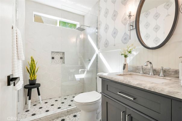 Bathroom, Glass Shower, Interior
