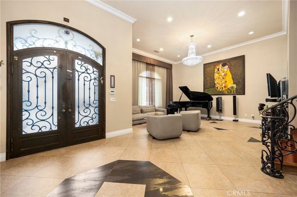 Chandelier, Interior, Living room, Piano, Recessed Lighting