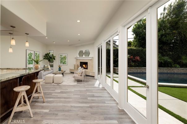 Fireplace, Interior, Living room, Pendant Lights, Recessed Lighting, Wood Texture Flooring
