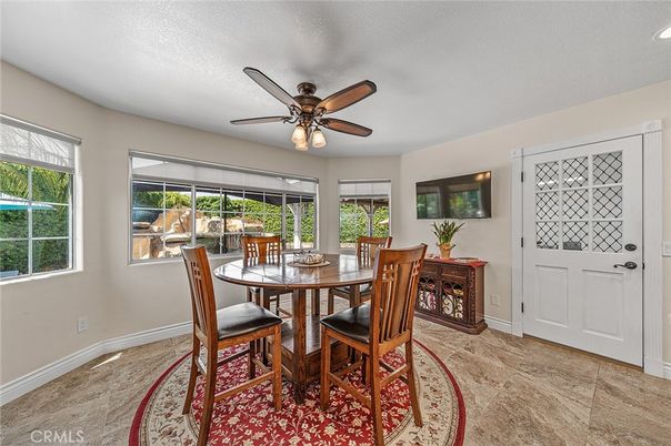 Dining room, Interior, Recessed Lighting