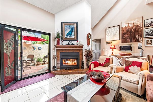 Fireplace, Interior, Living room