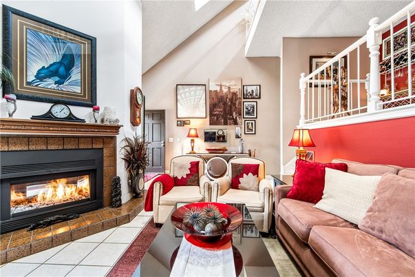 Fireplace, Interior, Living room