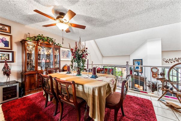 Dining room, Fireplace, Interior