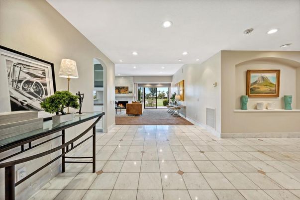 Fireplace, Interior, Recessed Lighting