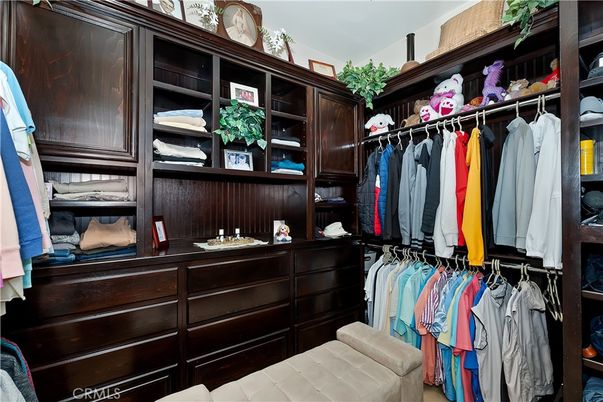 Interior, Walk-in Closets