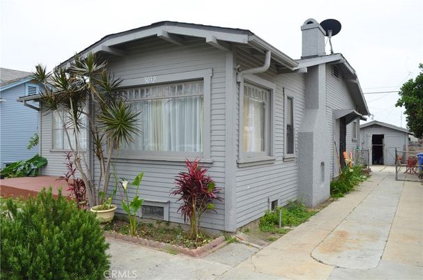 Detached Garage, Exterior