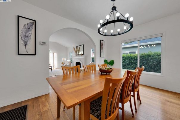 Chandelier, Dining room, Fireplace, Interior, Pendant Lights, Wood Texture Flooring