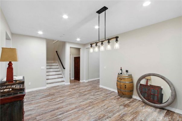 Interior, Pendant Lights, Recessed Lighting, Wood Texture Flooring