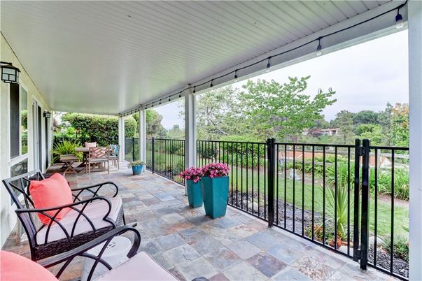 Exterior, Sun Room