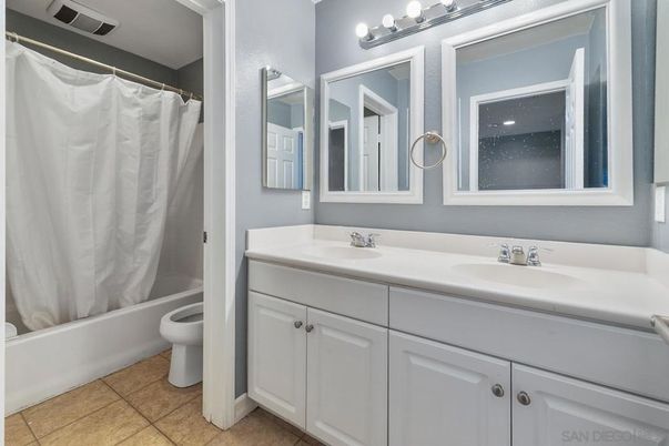 Bathroom, Dual Sink Vanities, Interior