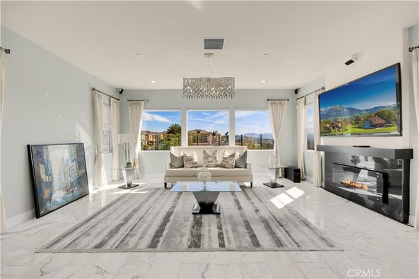 Chandelier, Fireplace, Interior, Living room, Marble, Pendant Lights, Recessed Lighting
