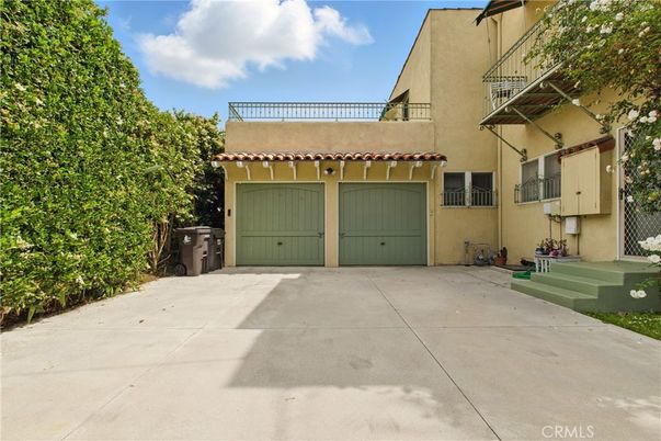 Detached Garage, Exterior