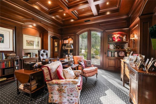 Home Office, Interior, Recessed Lighting, Wooden Beams, Wooden Ceilings, Wooden Walls