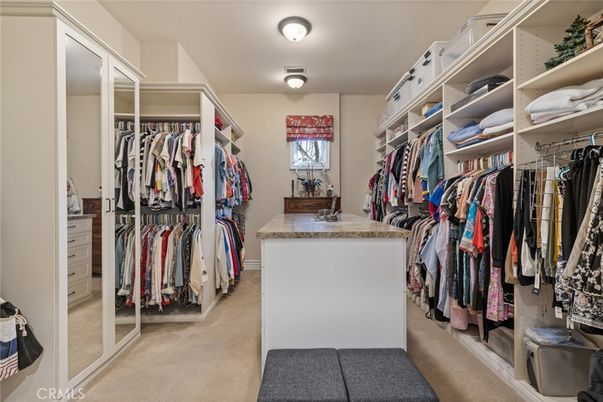 Interior, Walk-in Closets