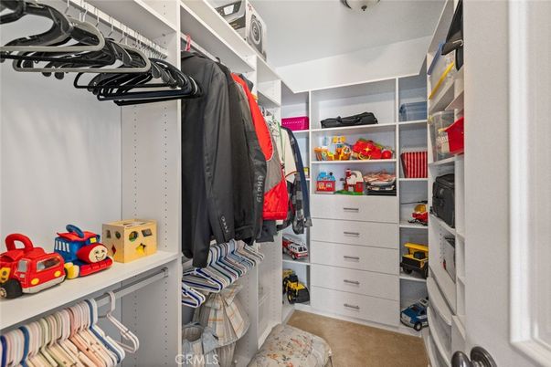 Interior, Walk-in Closets