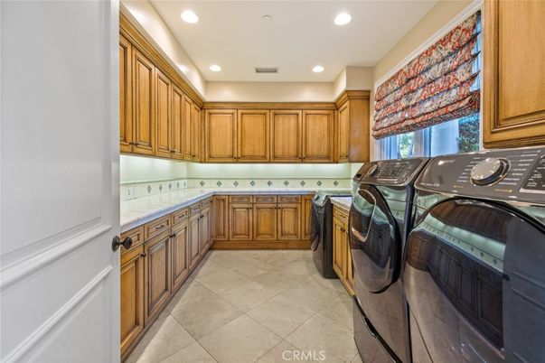 Interior, Recessed Lighting, Washer