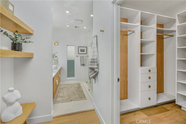 Interior, Recessed Lighting, Walk-in Closets, Wood Texture Flooring