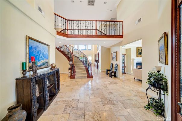Fireplace, Interior, Recessed Lighting