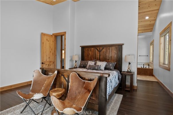 Bedroom, Interior, Recessed Lighting, Wooden Ceilings, Wood Texture Flooring