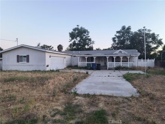 Attached, Backyard, Exterior, Facade, Ranch