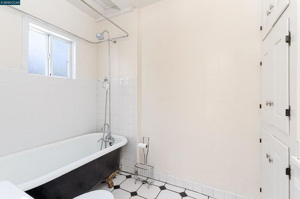 Bathroom, Free Standing Baths, Interior