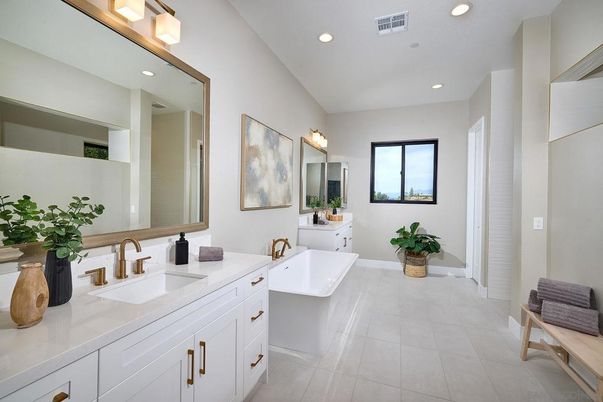 Bathroom, Dual Sink Vanities, Interior, Recessed Lighting
