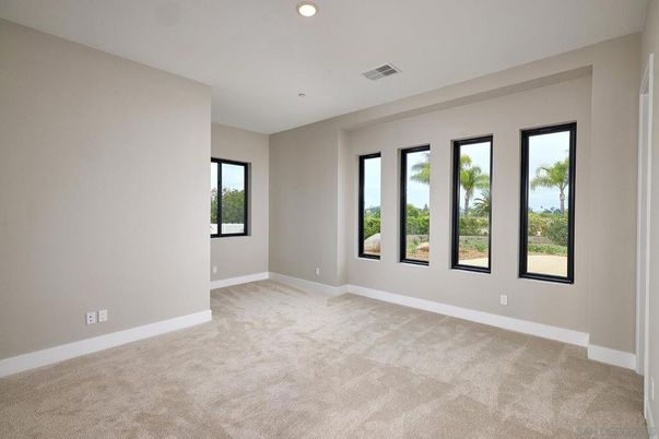 Empty room, Interior, Recessed Lighting, Water