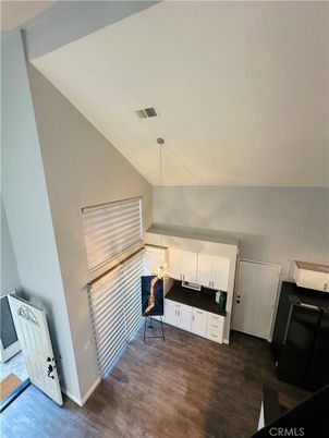 Interior, Pendant Lights, Wood Texture Flooring