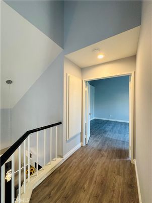 Interior, Pendant Lights, Recessed Lighting, Wood Texture Flooring