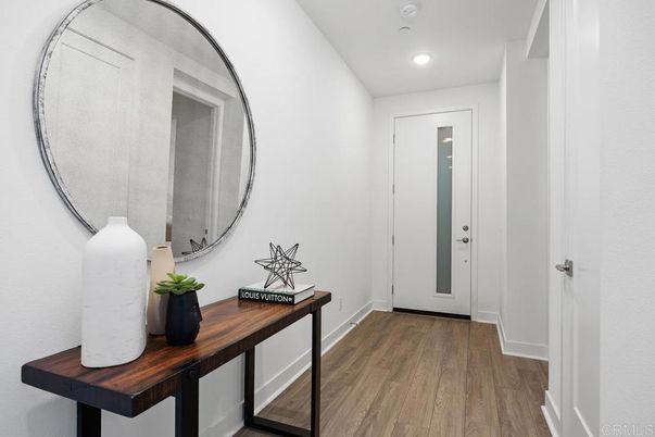 Interior, Recessed Lighting, Wood Texture Flooring