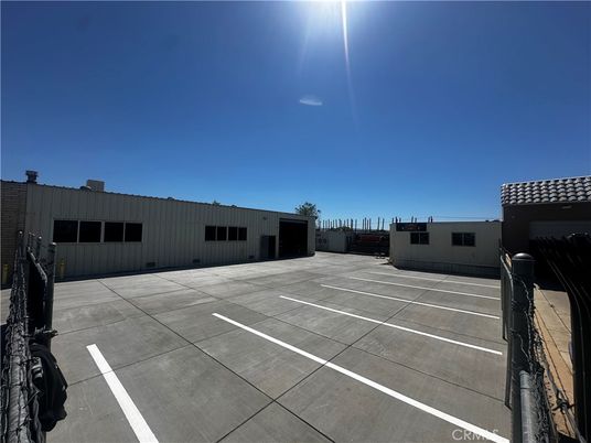 Exterior, Tennis Courts
