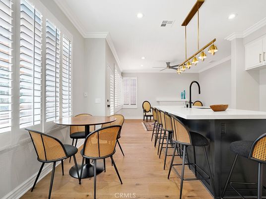 Interior, Pendant Lights, Recessed Lighting, Wood Texture Flooring